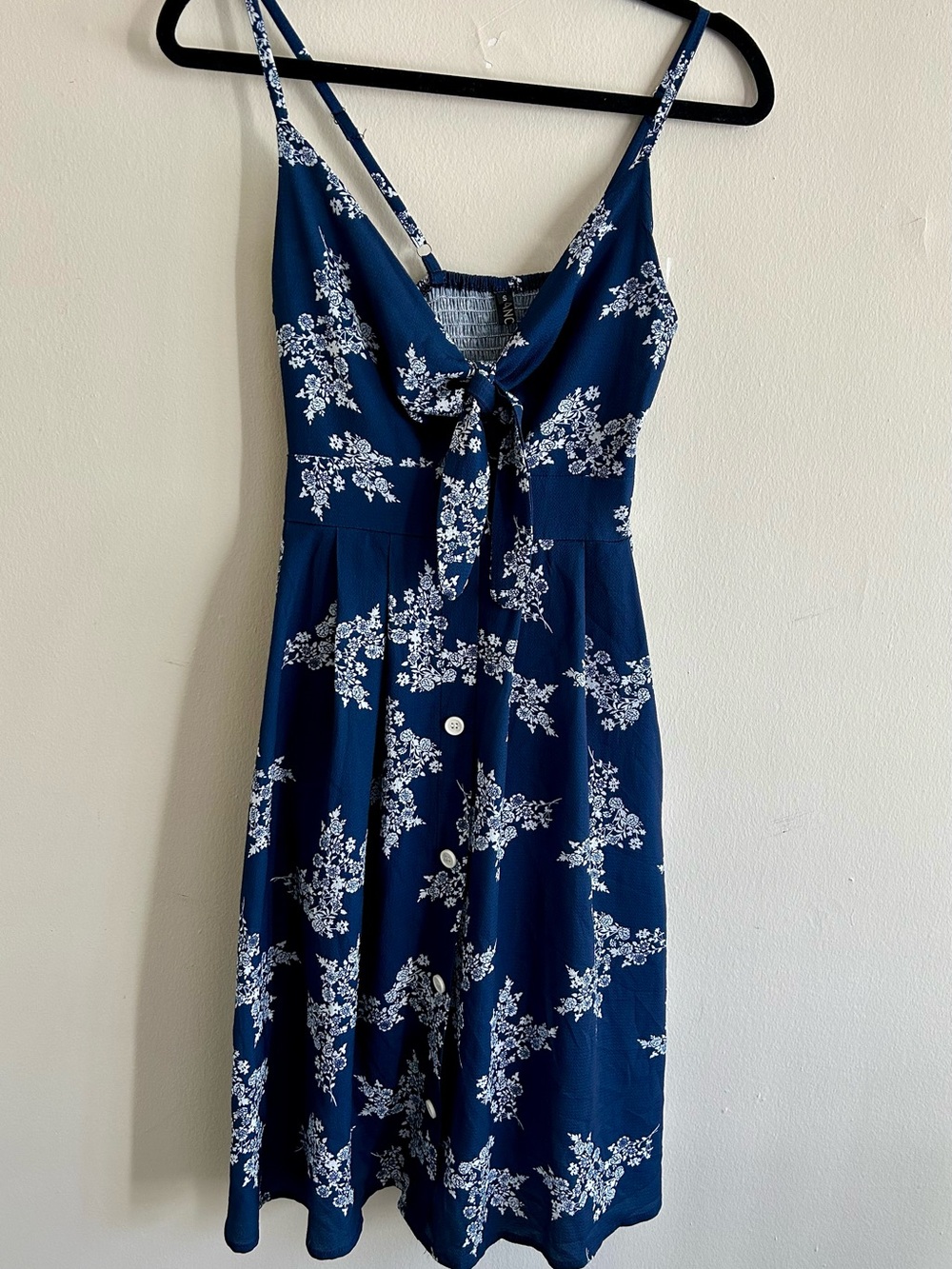 Source Unknown Navy Blue Midi Dress with White Floral Print and Front Tie
